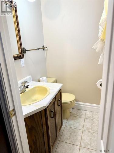 121 St-Aubin Ave, Moonbeam, ON - Indoor Photo Showing Bathroom