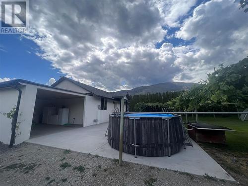 1377 Fairview Road, Oliver, BC - Outdoor