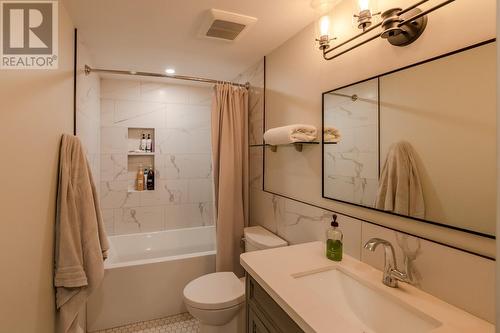 1377 Fairview Road, Oliver, BC - Indoor Photo Showing Bathroom