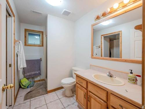 1417 Apex Mountain Road, Apex Mountain, BC - Indoor Photo Showing Bathroom