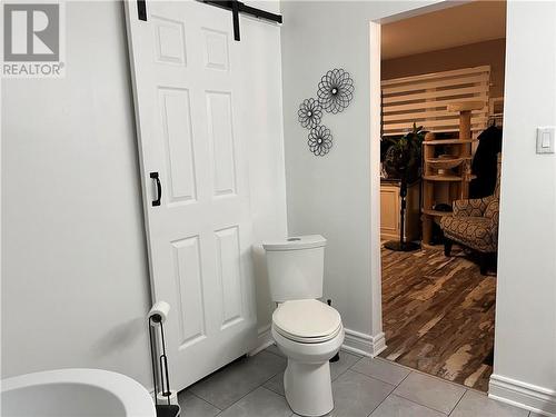 43 5Th Street, Morrisburg, ON - Indoor Photo Showing Bathroom