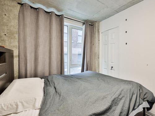 Chambre Ã  coucher principale - 320-1235 Rue Bishop, Montréal (Ville-Marie), QC - Indoor Photo Showing Bedroom