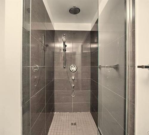 Salle de bains - 2055-1414 Rue Chomedey, Montréal (Ville-Marie), QC - Indoor Photo Showing Bathroom