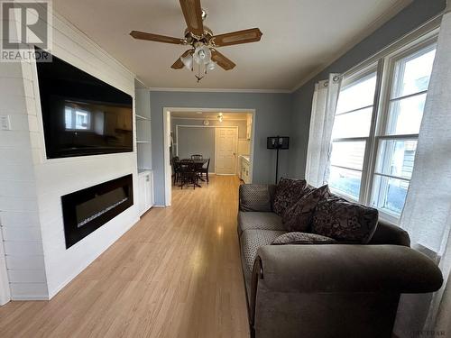 114 Rebecca St, Temiskaming Shores, ON - Indoor Photo Showing Living Room With Fireplace