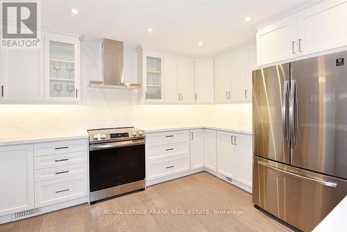 14 Avalon Drive, Kawartha Lakes, ON - Indoor Photo Showing Kitchen