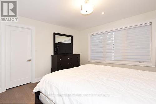 14 Avalon Dr, Kawartha Lakes, ON - Indoor Photo Showing Bedroom