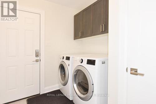 14 Avalon Drive, Kawartha Lakes, ON - Indoor Photo Showing Laundry Room