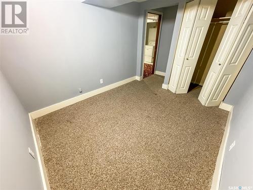 307 9Th Avenue Nw, Swift Current, SK - Indoor Photo Showing Other Room