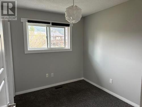 5723 Richards Crescent, Vernon, BC - Indoor Photo Showing Other Room