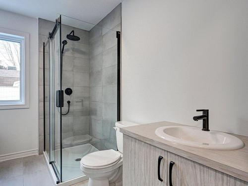 Salle de bains - 573 29E Avenue Du Domaine, Sainte-Marthe-Sur-Le-Lac, QC - Indoor Photo Showing Bathroom