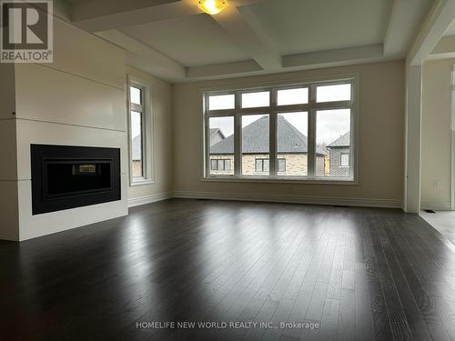 162 Rowe Street, Bradford West Gwillimbury, ON - Indoor Photo Showing Living Room With Fireplace