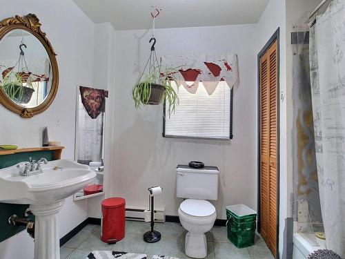 Bathroom - 361  - 361B 4E Avenue, Val-D'Or, QC - Indoor Photo Showing Bathroom