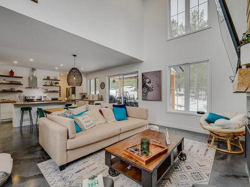 Overall view - 121 Rue Félix-Leclerc, Sainte-Sophie, QC - Indoor Photo Showing Living Room