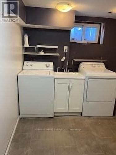4848 Duke Avenue, Niagara Falls, ON - Indoor Photo Showing Laundry Room