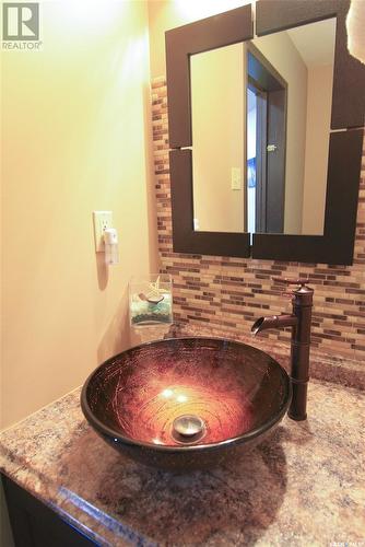 114 Taylor Avenue, Springside, SK - Indoor Photo Showing Bathroom