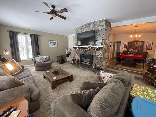 181 Whyte Avenue, Dryden, ON - Indoor Photo Showing Living Room With Fireplace