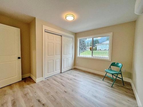 163 Neva Rd, Lake Cowichan, BC - Indoor Photo Showing Other Room