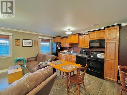 207 Harbour Drive, Hillview, NL - Indoor Photo Showing Other Room
