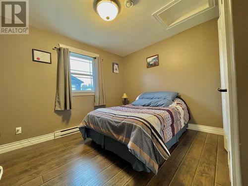 207 Harbour Drive, Hillview, NL - Indoor Photo Showing Bedroom