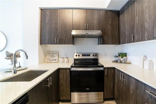 121 Highway 8|Unit #104, Hamilton, ON - Indoor Photo Showing Kitchen With Upgraded Kitchen