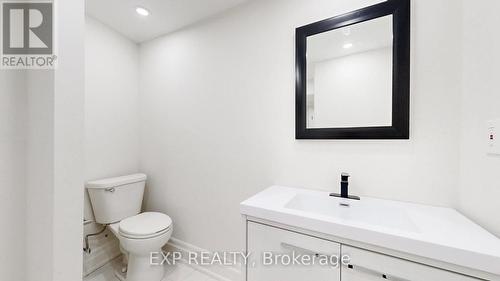 #90 -2315 Bromsgrove Rd, Mississauga, ON - Indoor Photo Showing Bathroom