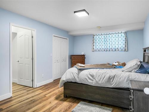 5472 Woodland Cres East, Port Alberni, BC - Indoor Photo Showing Bedroom