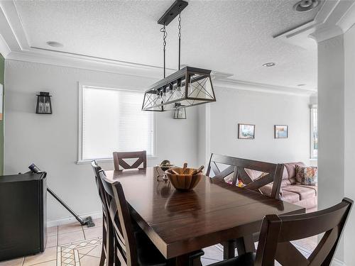 5472 Woodland Cres East, Port Alberni, BC - Indoor Photo Showing Dining Room