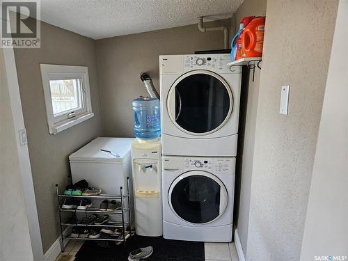 428 Fairford Street E, Moose Jaw, SK - Indoor Photo Showing Laundry Room