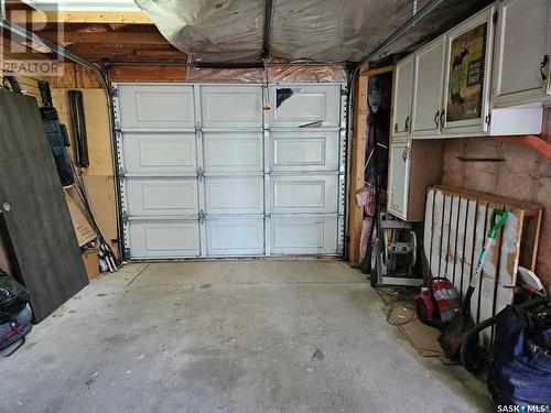 428 Fairford Street E, Moose Jaw, SK - Indoor Photo Showing Garage