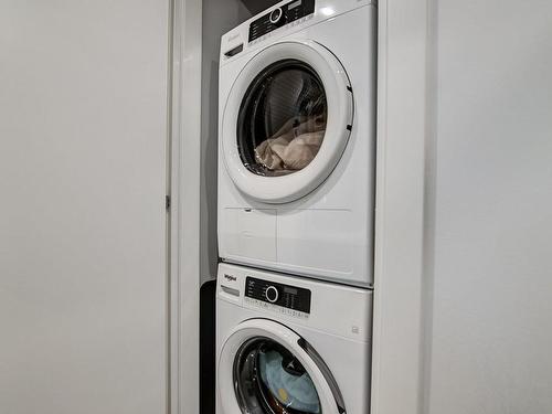 Laundry room - 412-1400 Boul. René-Lévesque O., Montréal (Ville-Marie), QC - Indoor Photo Showing Laundry Room