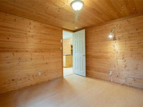 27118 Schooner Way, Pender Island, BC - Indoor Photo Showing Other Room