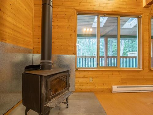 27118 Schooner Way, Pender Island, BC - Indoor Photo Showing Other Room With Fireplace