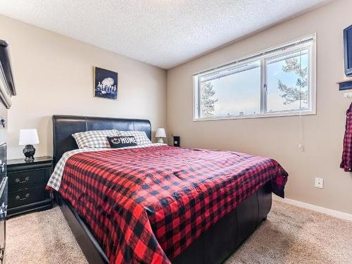 191 Cedar Crt, Logan Lake, BC - Indoor Photo Showing Bedroom