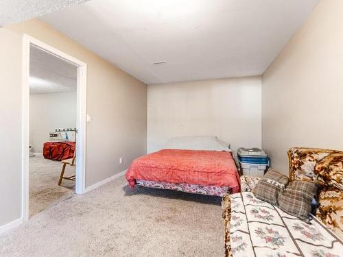 191 Cedar Crt, Logan Lake, BC - Indoor Photo Showing Bedroom
