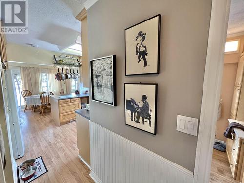 1082 Johnston Avenue, Quesnel, BC - Indoor Photo Showing Other Room