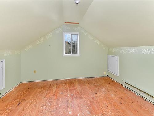 528 Paradise St, Esquimalt, BC - Indoor Photo Showing Other Room