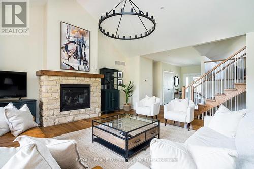 94 Stanley Street, Collingwood, ON - Indoor Photo Showing Living Room With Fireplace