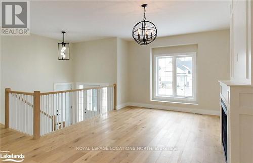 19 Gordon Cres, Meaford, ON - Indoor Photo Showing Other Room