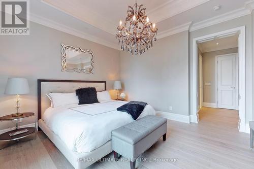 5003 - 311 Bay Street, Toronto, ON - Indoor Photo Showing Bedroom