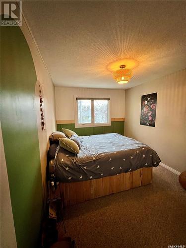 1071 Sidney Street E, Swift Current, SK - Indoor Photo Showing Bedroom