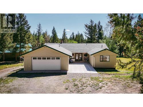 5902 Eastwood Road, 100 Mile House, BC - Outdoor