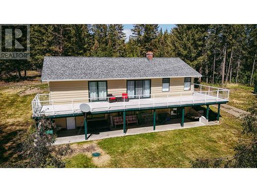 5902 Eastwood Road, 100 Mile House, BC - Outdoor With Deck Patio Veranda