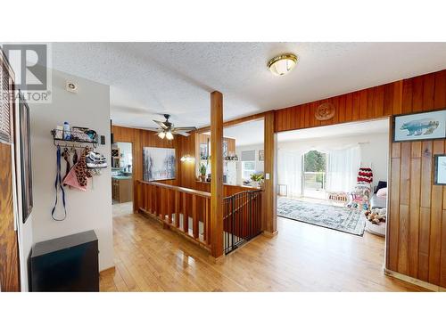 5902 Eastwood Road, 100 Mile House, BC - Indoor