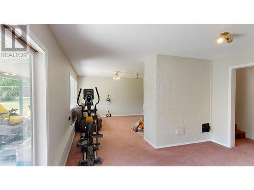 5902 Eastwood Road, 100 Mile House, BC - Indoor Photo Showing Other Room