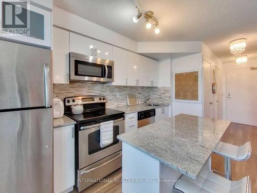 1707 - 155 Legion Road N, Toronto, ON - Indoor Photo Showing Kitchen With Upgraded Kitchen