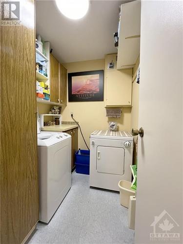 In Suite Laundry - 373 Laurier Avenue Unit#204, Ottawa, ON - Indoor Photo Showing Laundry Room