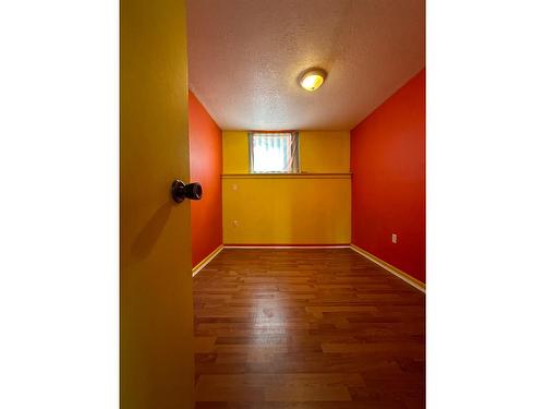 319 Newman Street, Kitchener, BC - Indoor Photo Showing Other Room