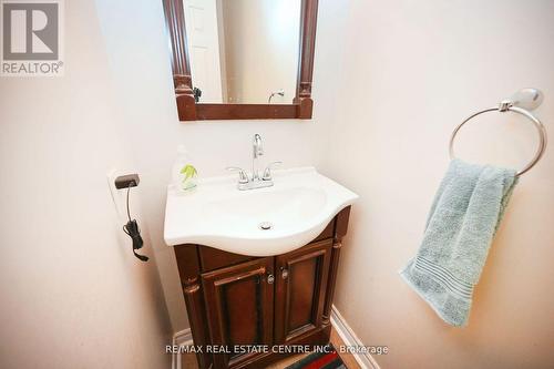 3 Moonstream Court, Mississauga, ON - Indoor Photo Showing Bathroom