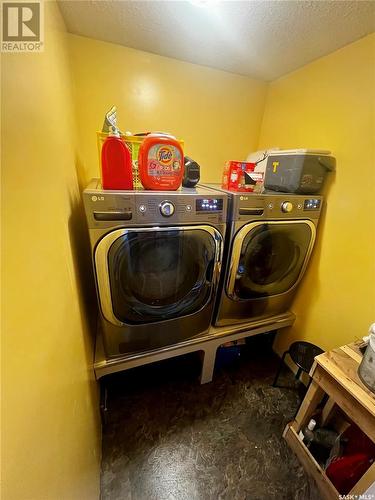 114 Grey Street, Cupar, SK - Indoor Photo Showing Laundry Room