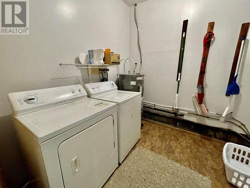 22 Wolfe Street, Sicamous, BC - Indoor Photo Showing Laundry Room